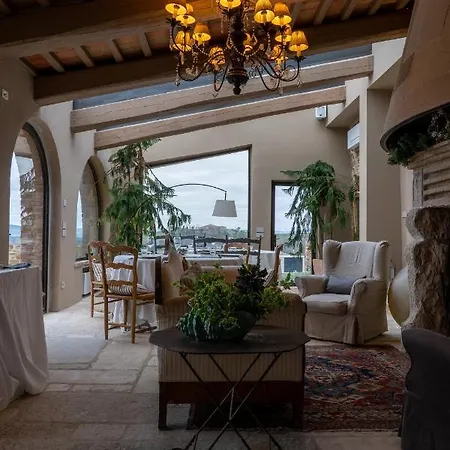 Poggio Il Castellare Farm stay