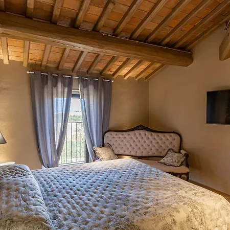 Poggio Il Castellare Farm stay *